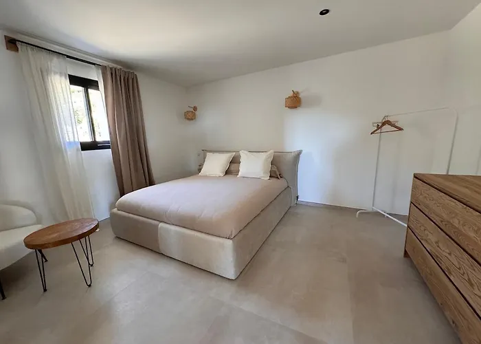 La Du Mas D 'antonegre *