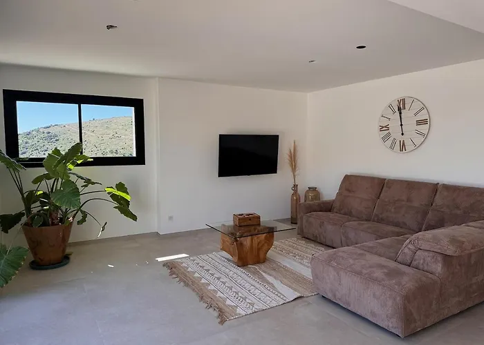 La Du Mas D 'antonegre Villa